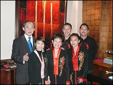 Photo restaurant paris Sourire d'Asie - L’équipe vous accueille avec un un grand sourire!