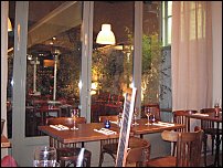 Photo restaurant paris Le Square - Tons chaleureux et d�clinaison<br>d’�clairages apaisants