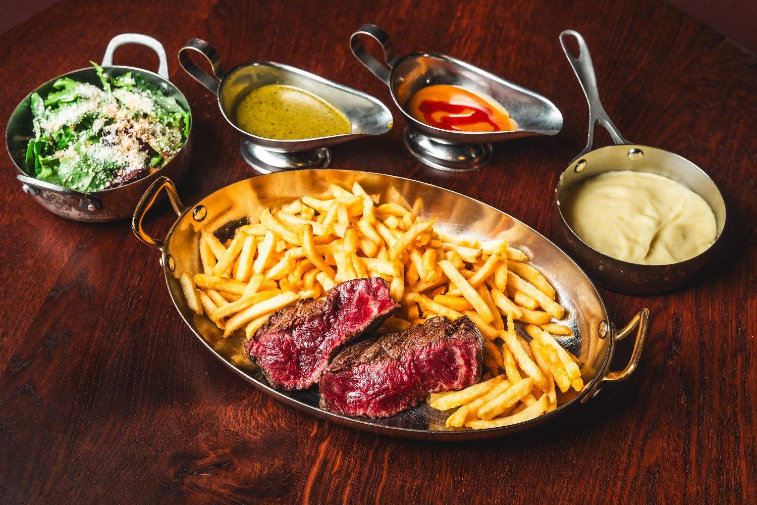 Restaurant Fran�ais Black Angus � Paris - Photo 1