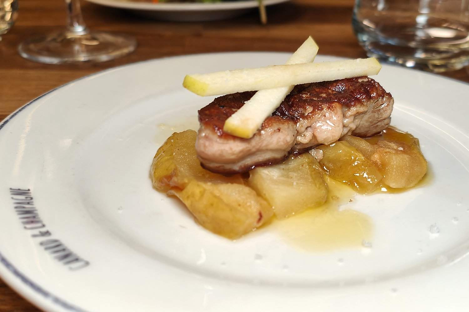 Restaurant Franais Canard & Champagne  Paris - Photo 3