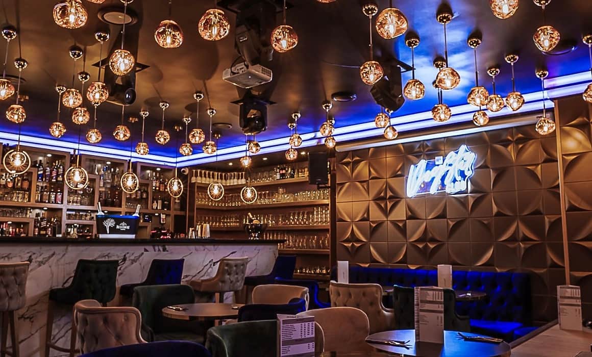 Restaurant Italien  Paris Dogstar | Un Restaurant Club qui bouge !