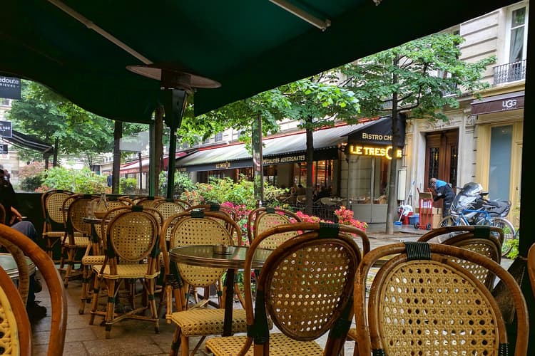 Restaurant La Chaise au Plafond à Paris