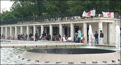 Panoramique du restaurant 25°Est à Paris