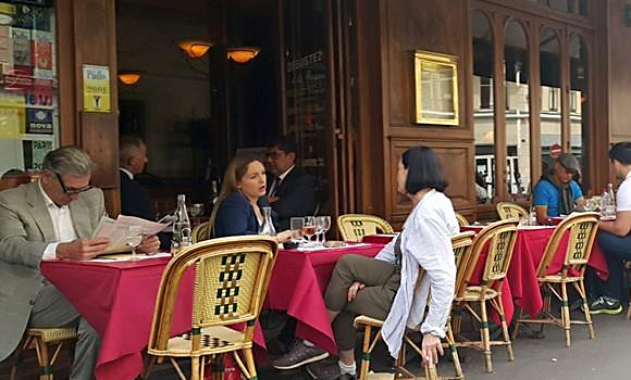 Panoramique du restaurant Au Général La Fayette à Paris