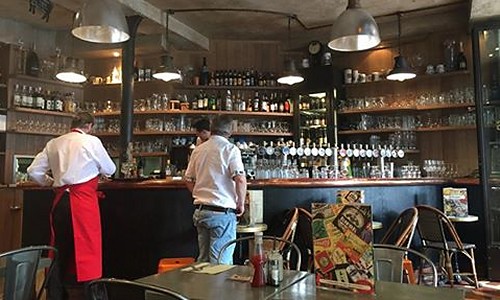 Panoramique du restaurant Au Trappiste à Paris