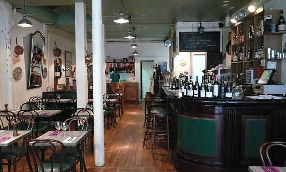 Panoramique du restaurant Les Bouchons de la gare à Paris