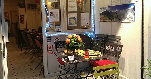 Panoramique du restaurant Couleurs Réunion à Paris