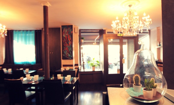 Panoramique du restaurant L'Incontournable à Paris