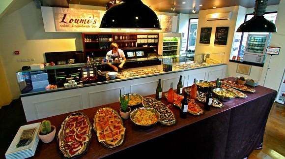 Panoramique du restaurant Loumi's à Paris