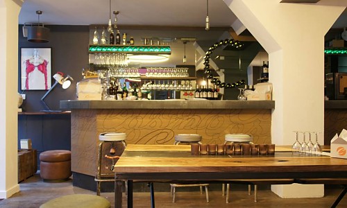 Panoramique du restaurant Restaurant Cosmo à Paris