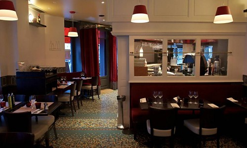 Panoramique du restaurant Tavola 32 à Paris