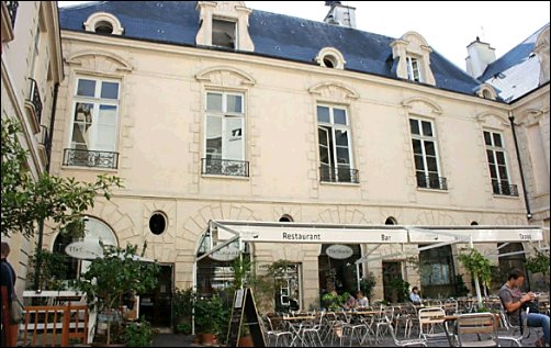 Panoramique du restaurant The Studio à Paris