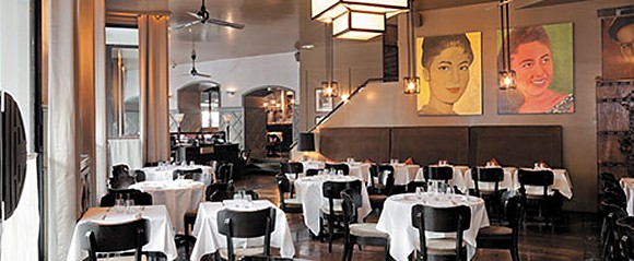 Panoramique du restaurant World Bar à Paris
