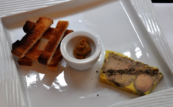 Restaurant La Table du Palais Royal - Foie gras frais de canard mi-cuit et toasts
