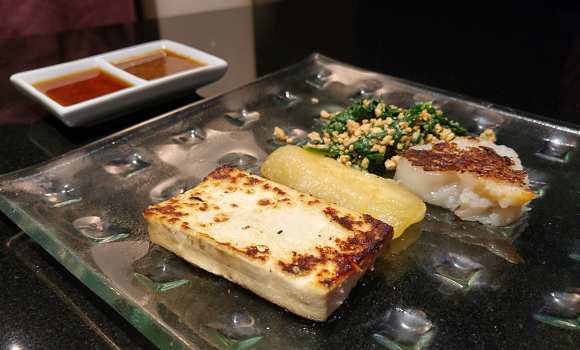 Restaurant Au Comptoir Nippon - Légumes et tofu sautés au Teppanyaki