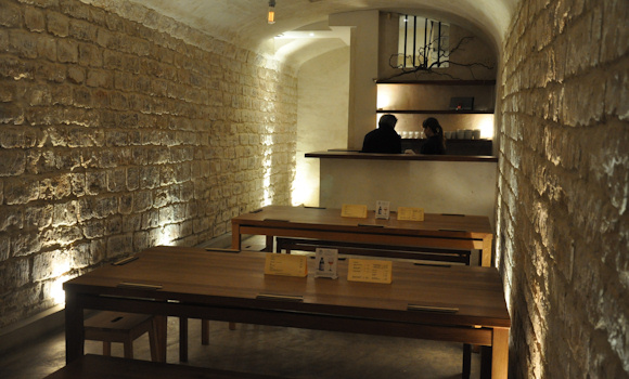 Restaurant Gyoza Bar - Belle salle en cave voutée