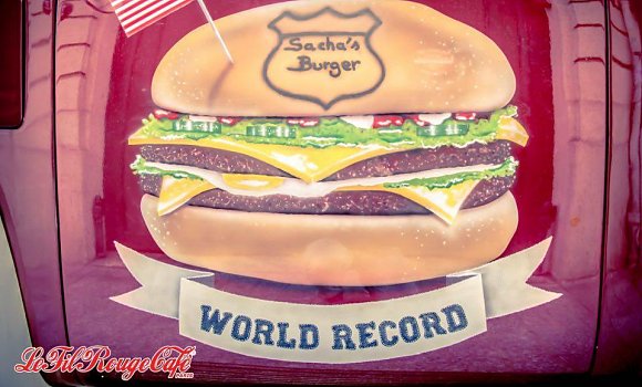 Restaurant Le Fil Rouge Café - Record du monde du plus gros hamburger