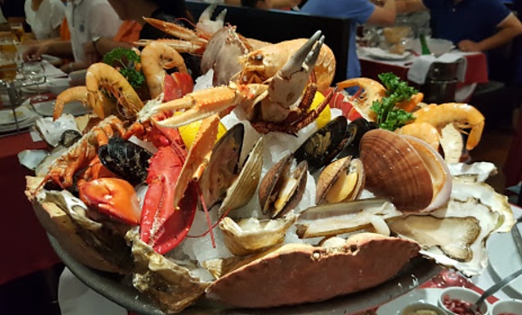 Restaurant Pedra Alta Bercy - Plateaux de fruits de mer énormes
