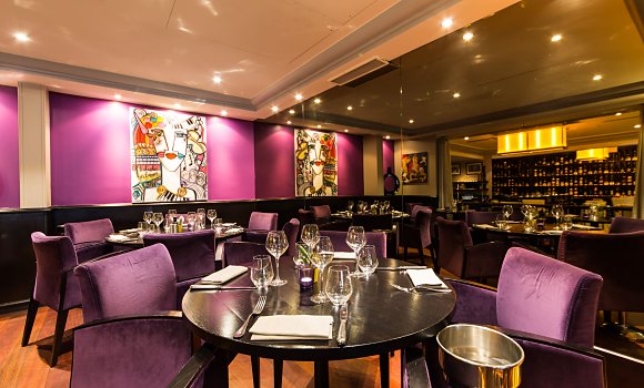 Restaurant La Villa Corse Rive Gauche - Beaux éclairages et couleurs