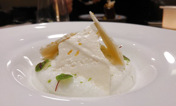 Restaurant La Villa Corse Rive Gauche - Sorbet citron bio, meringue croquante, émulsion myrte