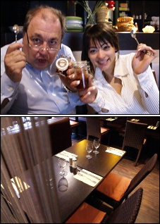 Photo restaurant paris Le M�li - La ravissante Minh accompagn� d'Alain (Lesrestos.com)